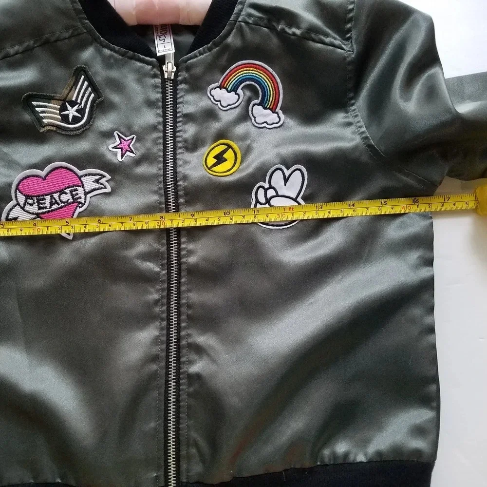 Knit works girls satin jacket Size L army color polyester Patches